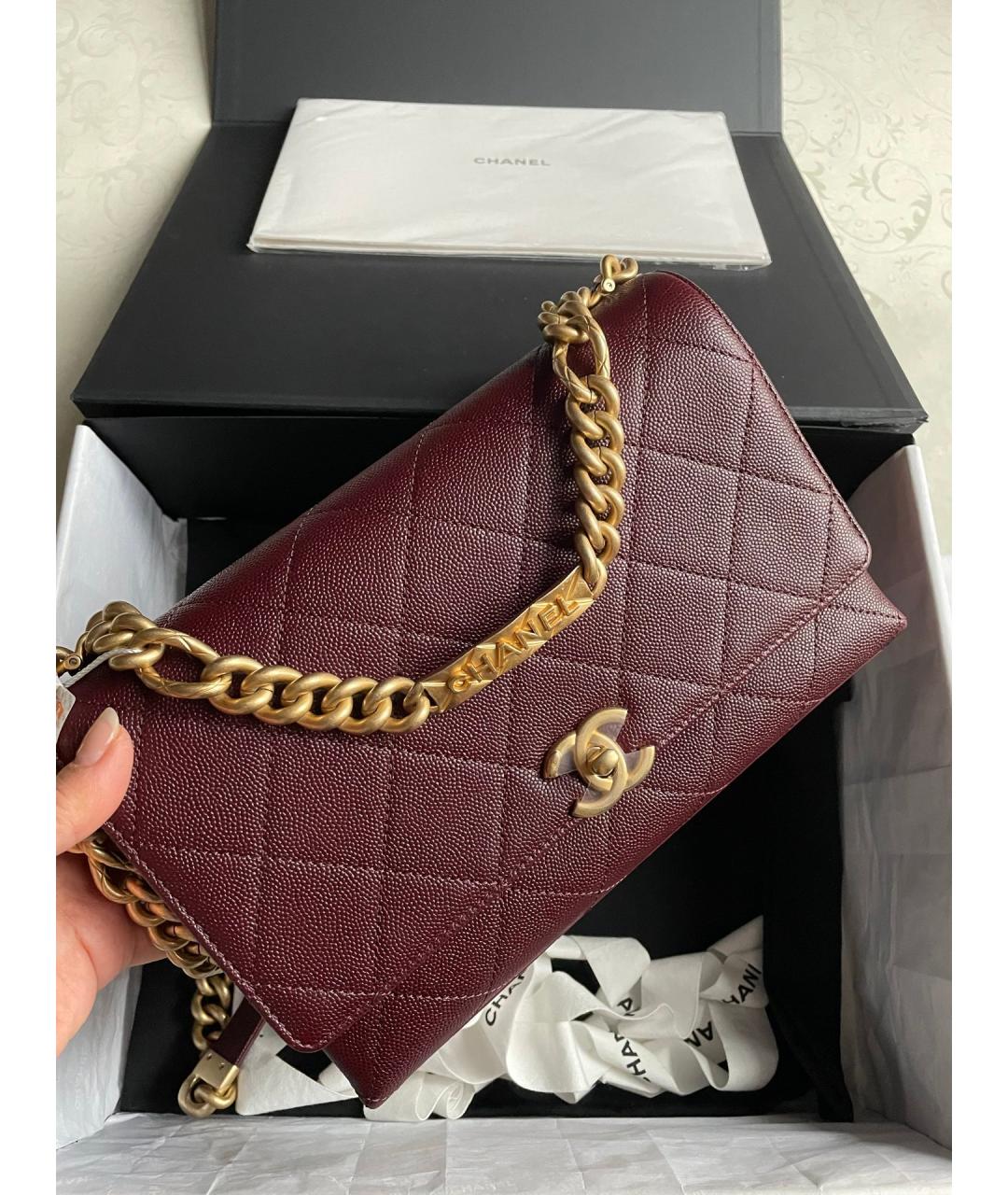 CHANEL Красная кожаная сумка через плечо, фото 2