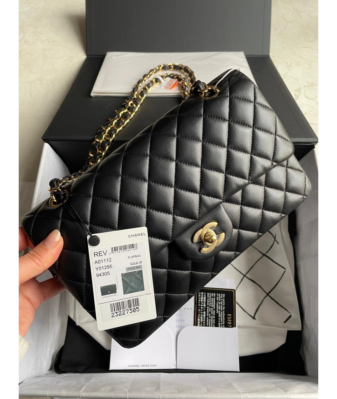 CHANEL Черная кожаная сумка через плечо, фото 2