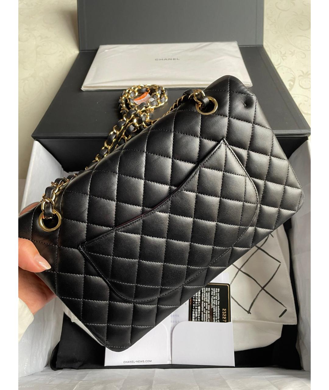 CHANEL Черная кожаная сумка через плечо, фото 3