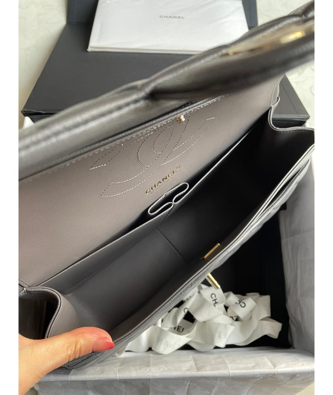 CHANEL Серая кожаная сумка через плечо, фото 6