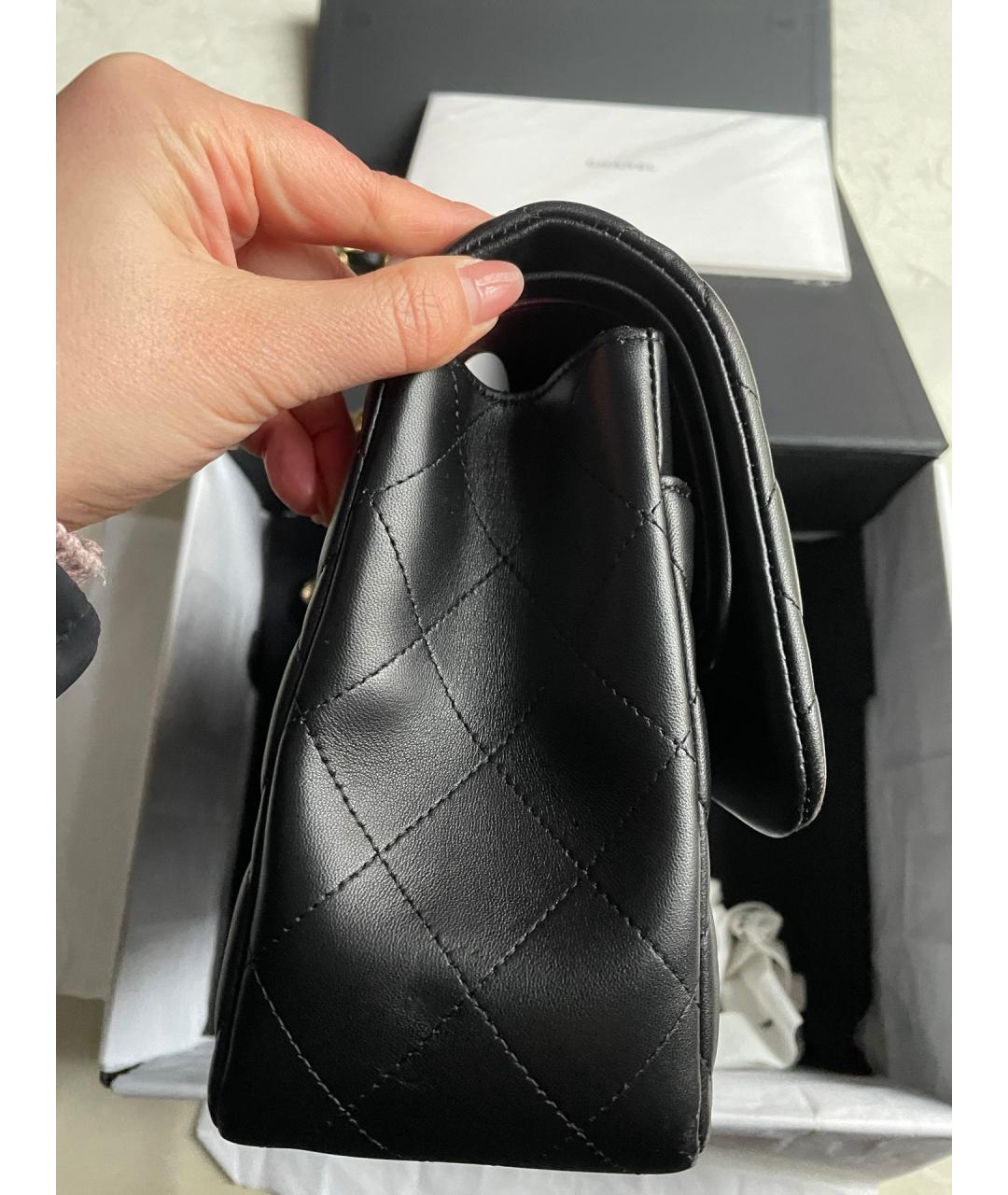 CHANEL Черная кожаная сумка через плечо, фото 5