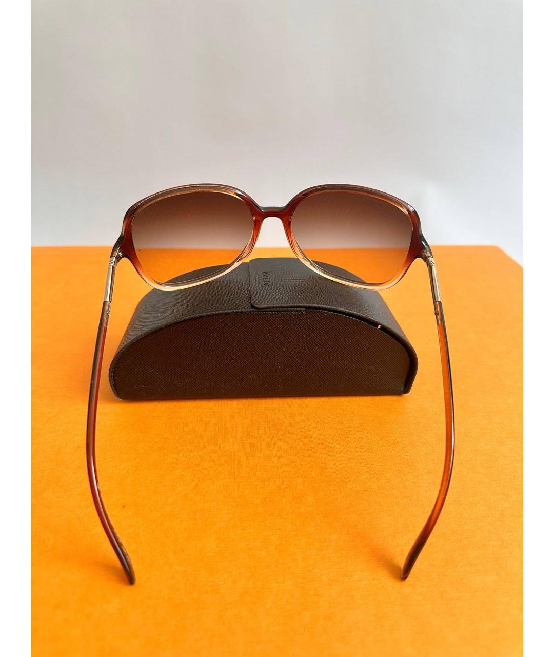 PRADA Коричневые пластиковые солнцезащитные очки, фото 4