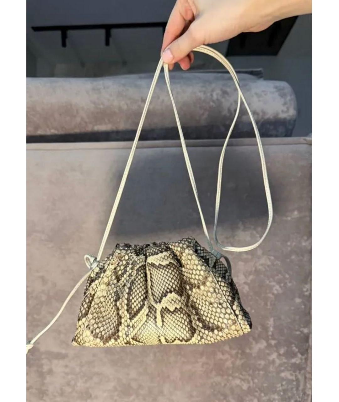 BOTTEGA VENETA Бежевая сумка через плечо из экзотической кожи, фото 3