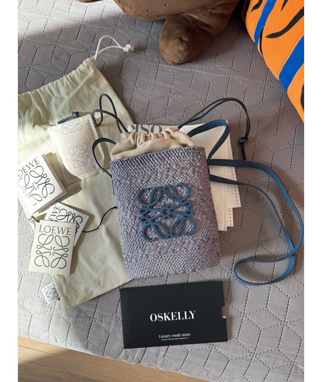 LOEWE Голубая пелетеная сумка через плечо, фото 2