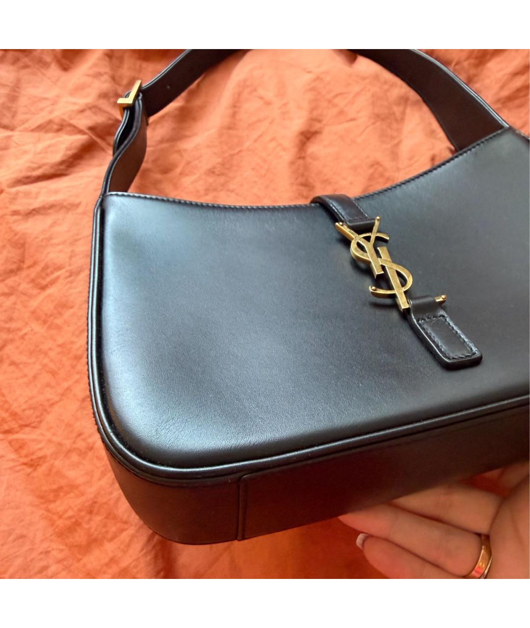 SAINT LAURENT Черная кожаная сумка с короткими ручками, фото 4