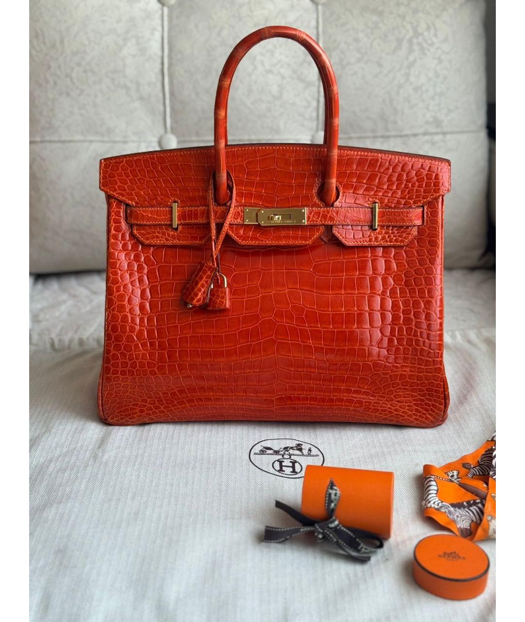 HERMES Оранжевая сумка с короткими ручками из лакированной кожи, фото 9