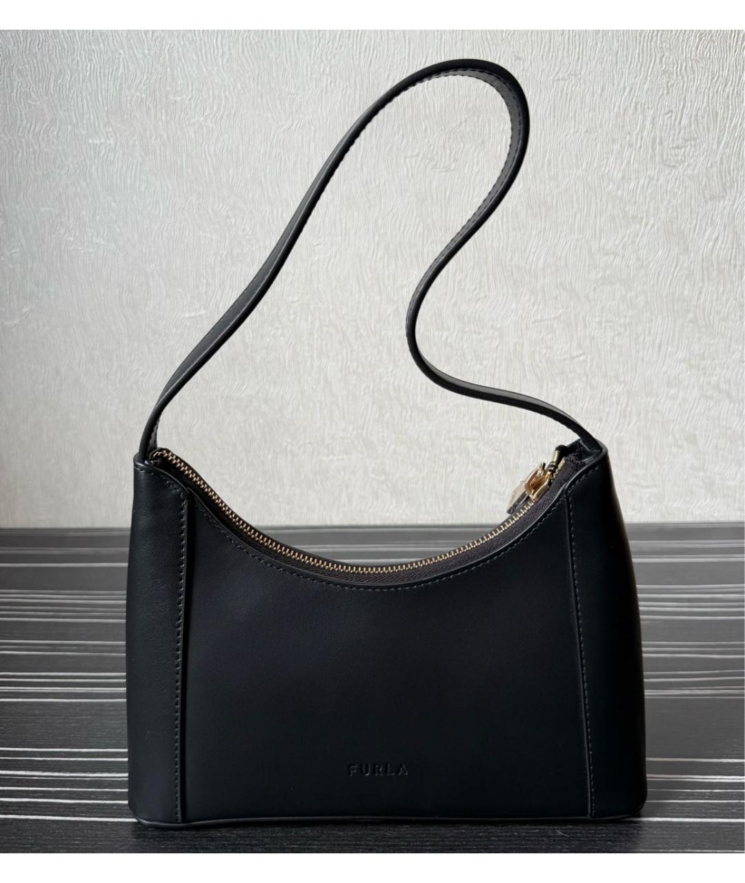 FURLA Черная кожаная сумка с короткими ручками, фото 3