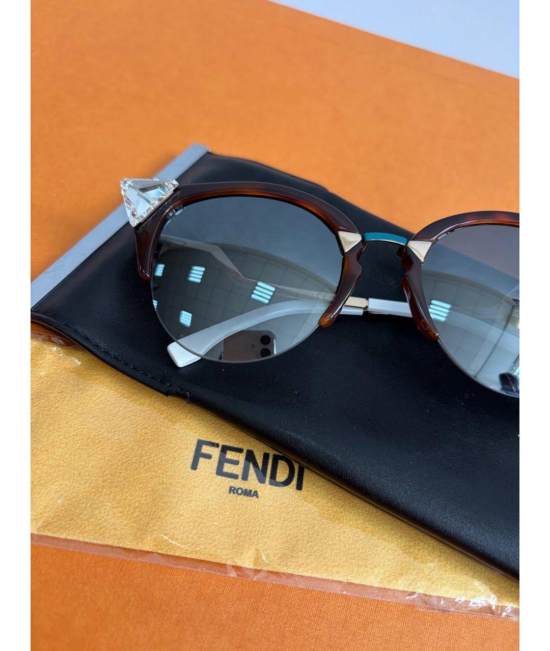 FENDI Коричневые пластиковые солнцезащитные очки, фото 8