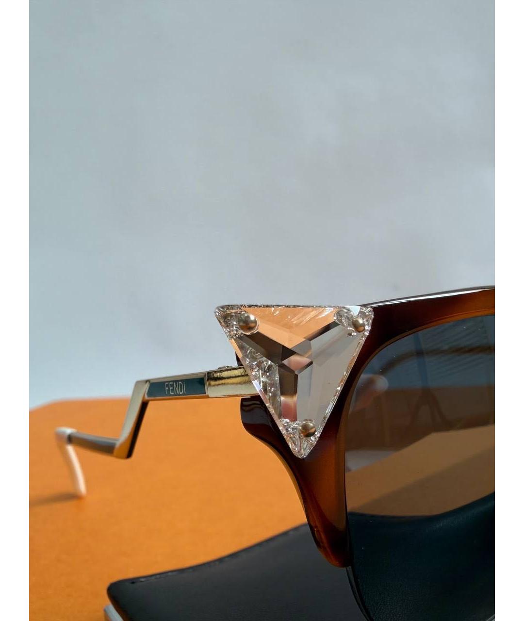 FENDI Коричневые пластиковые солнцезащитные очки, фото 3