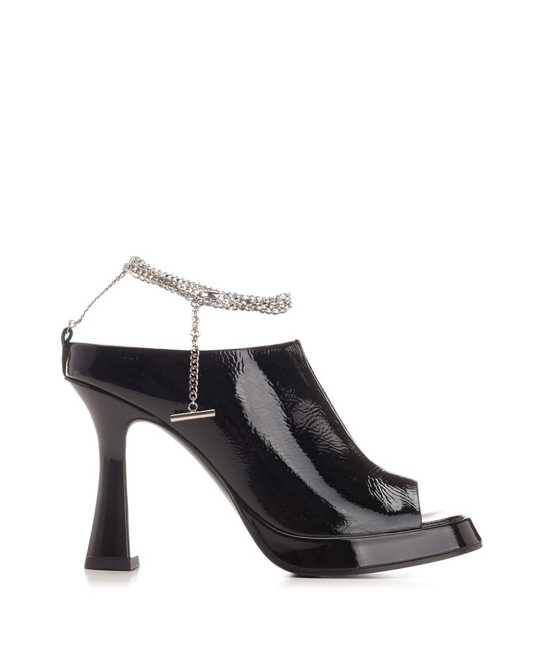 ALEXANDER MCQUEEN Черные босоножки из лакированной кожи, фото 1