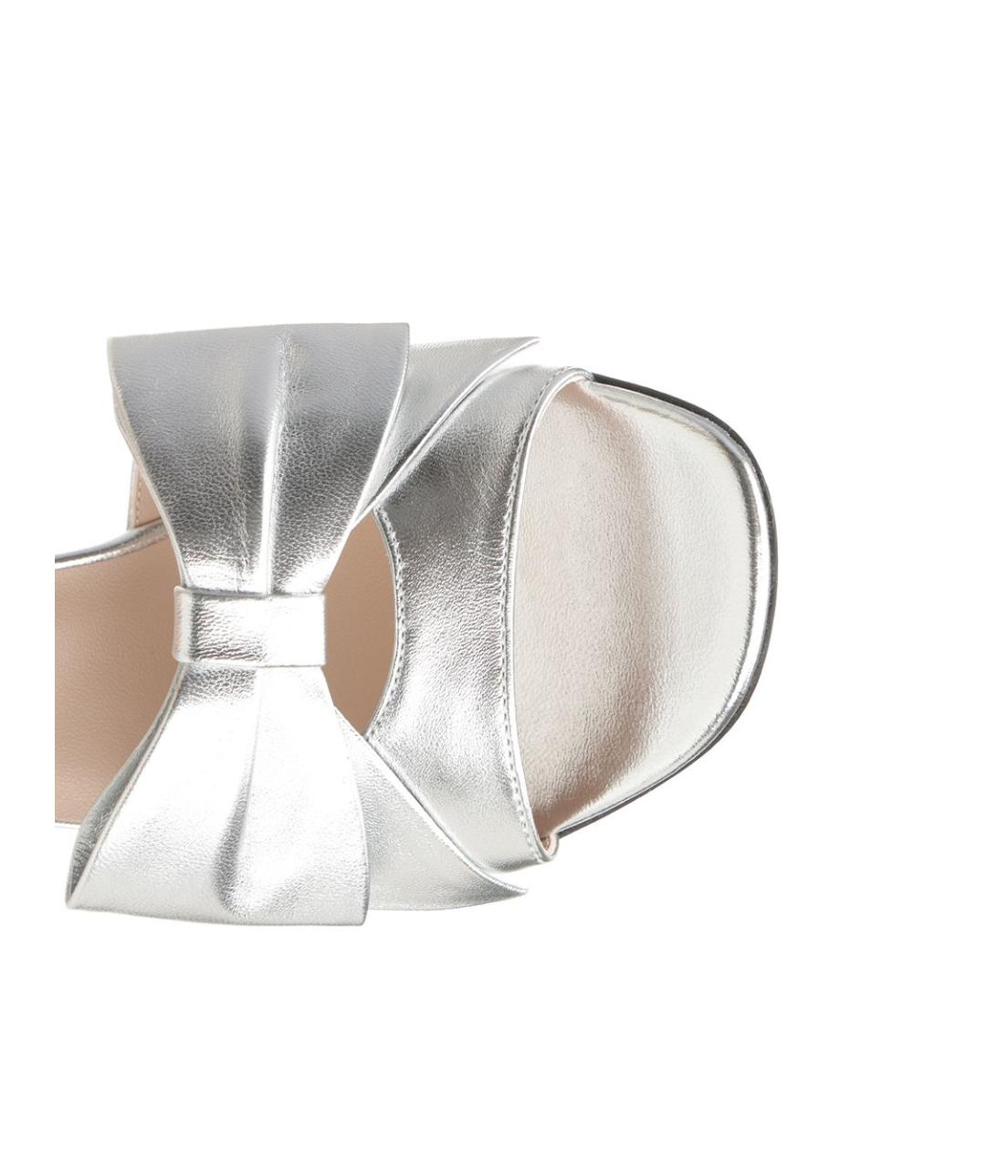VALENTINO Серебряные кожаные босоножки, фото 4