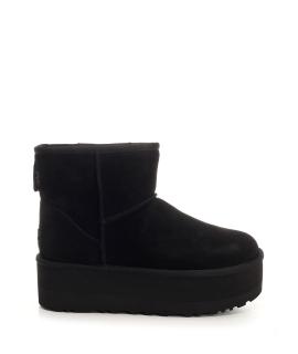 UGG AUSTRALIA Ботинки