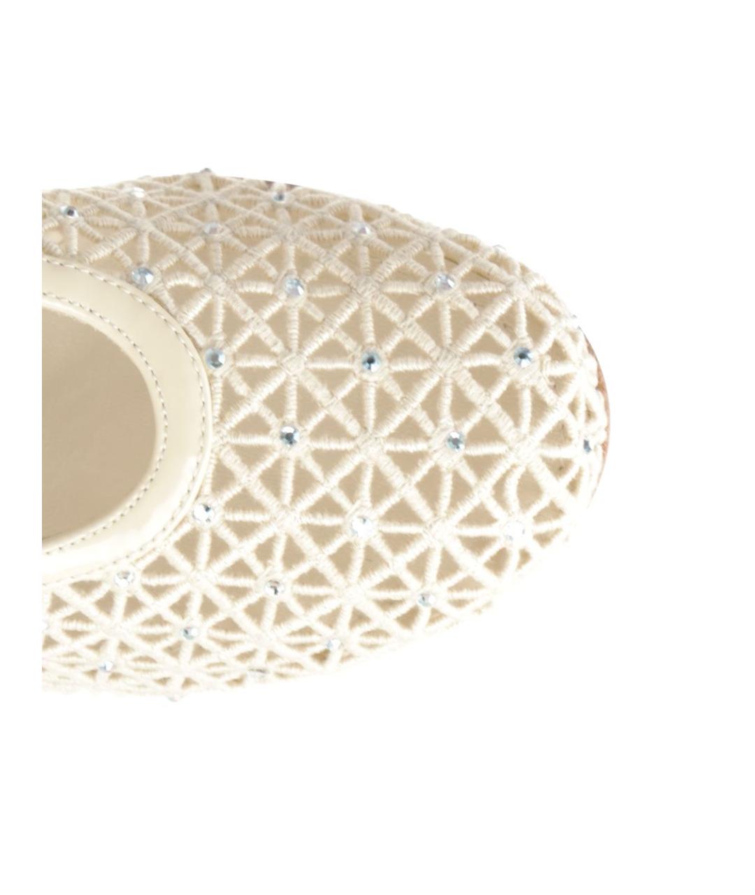 FERRAGAMO Белые кожаные туфли, фото 4