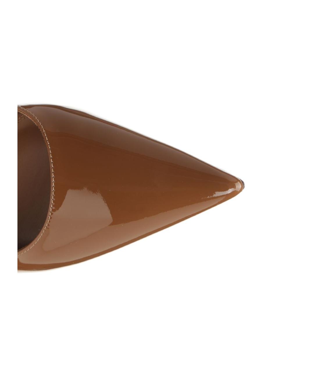 PARIS TEXAS Бежевые туфли из лакированной кожи, фото 4