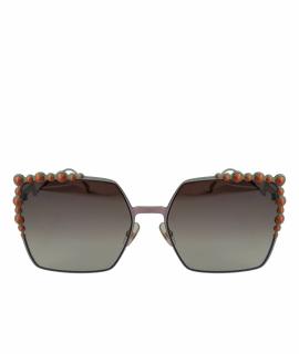 FENDI Солнцезащитные очки