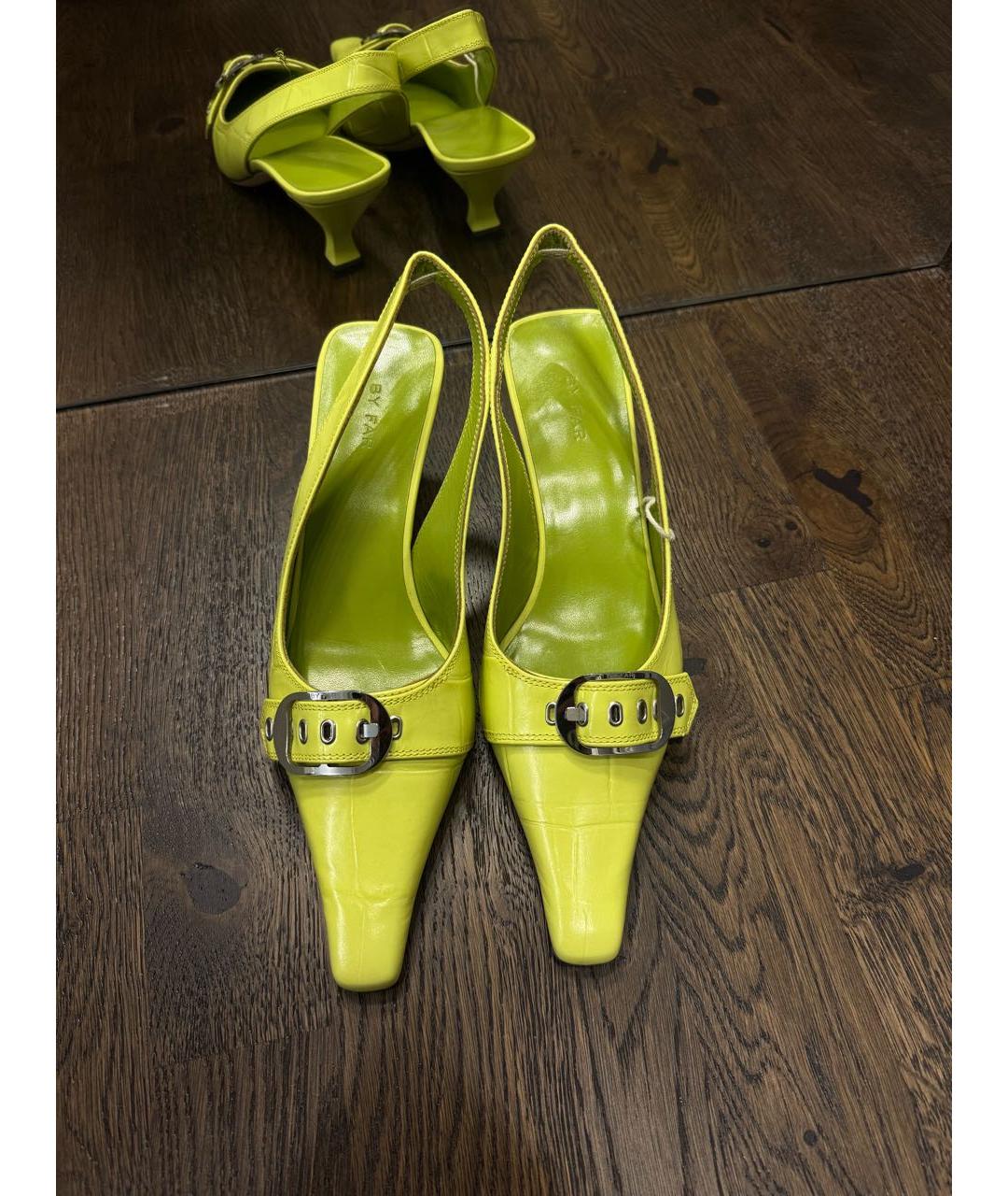 BY FAR Зеленые кожаные лодочки на низком каблуке, фото 2
