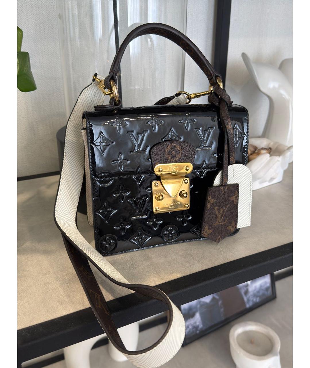 LOUIS VUITTON Коричневая сумка через плечо из лакированной кожи, фото 2