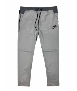 NIKE Повседневные брюки