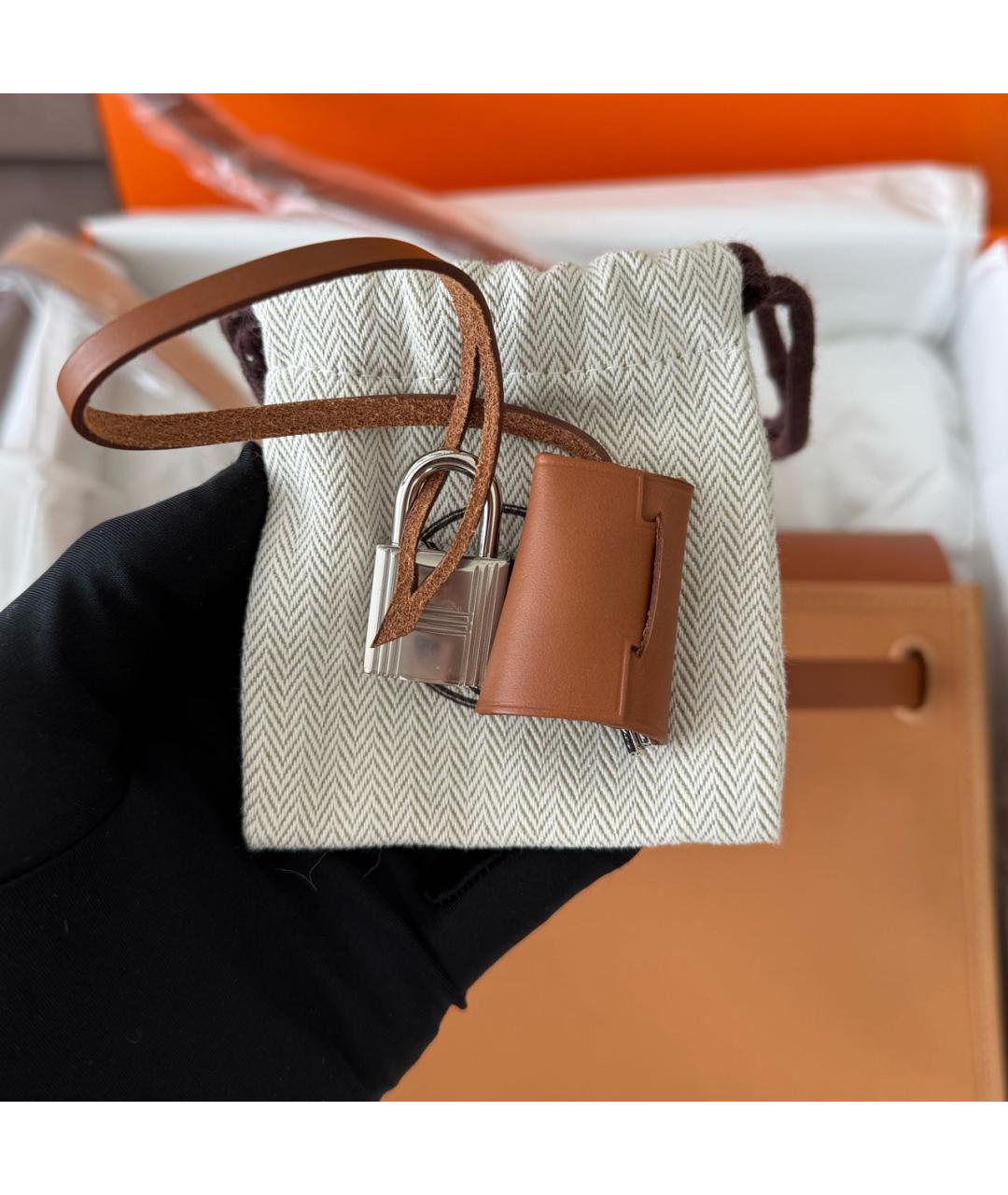 HERMES Коричневая кожаная сумка через плечо, фото 7