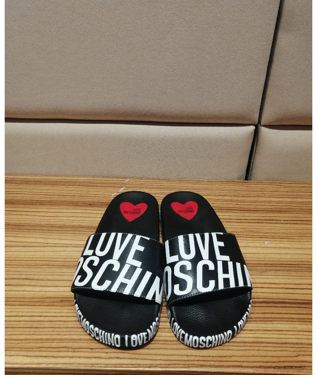 LOVE MOSCHINO Черные шлепанцы, фото 2