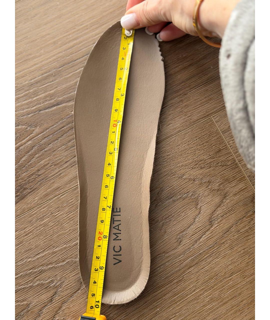 VIC MATIE Бежевые замшевые ботинки, фото 5