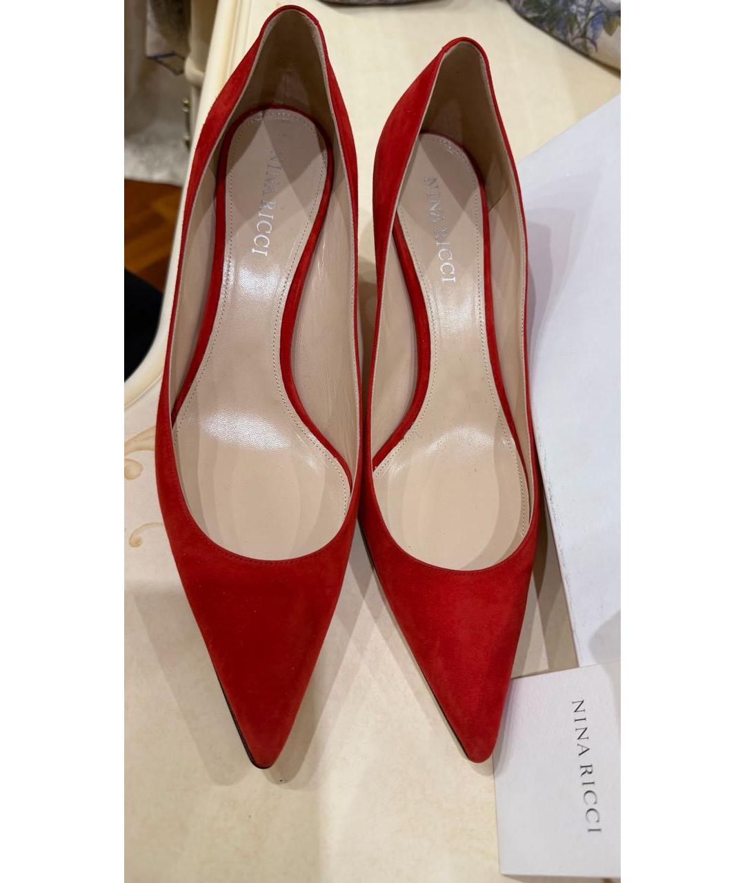 NINA RICCI Красные замшевые лодочки на низком каблуке, фото 2