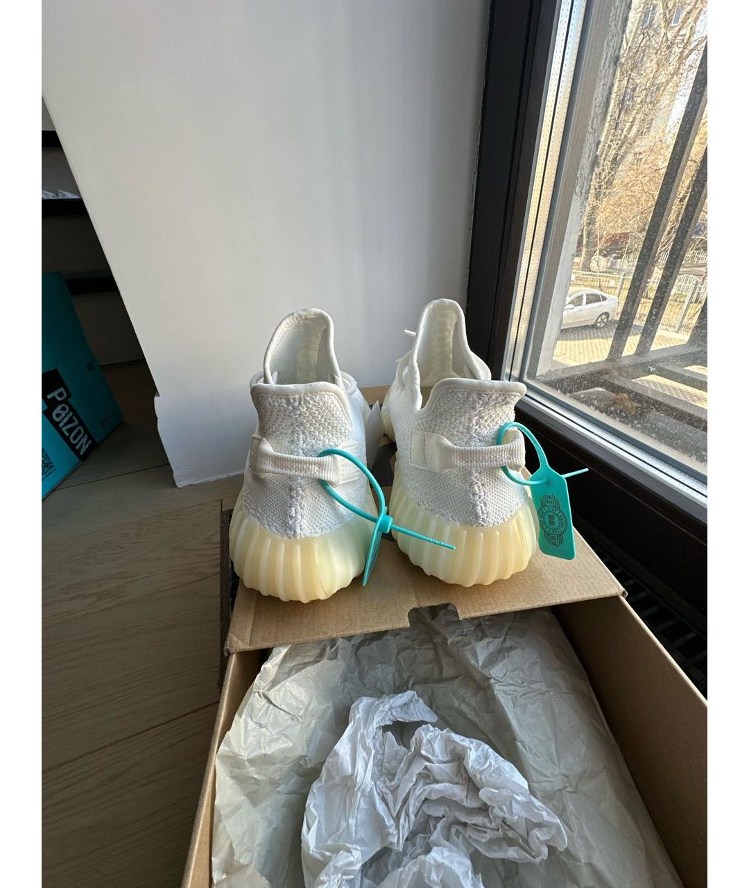 ADIDAS YEEZY Белые текстильные низкие кроссовки / кеды, фото 4