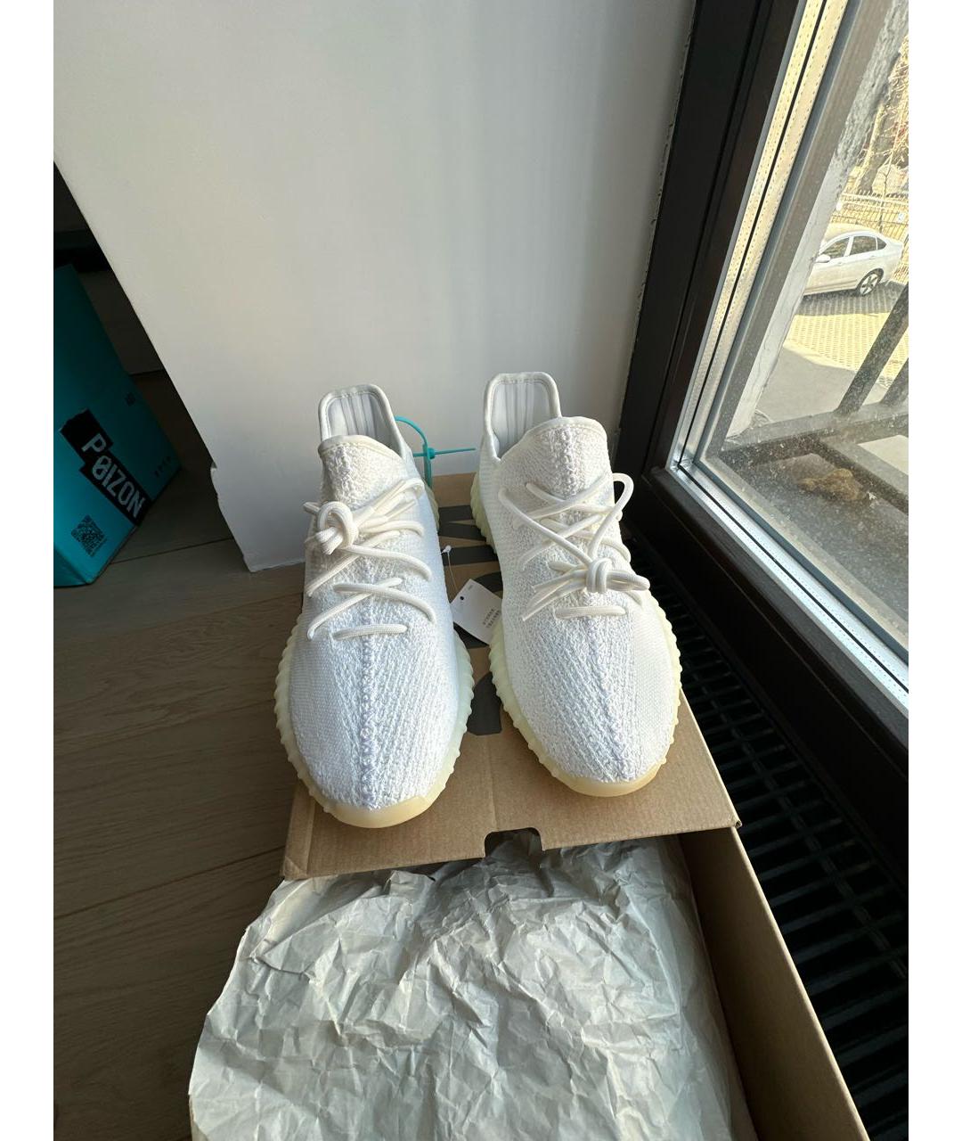 ADIDAS YEEZY Белые текстильные низкие кроссовки / кеды, фото 2