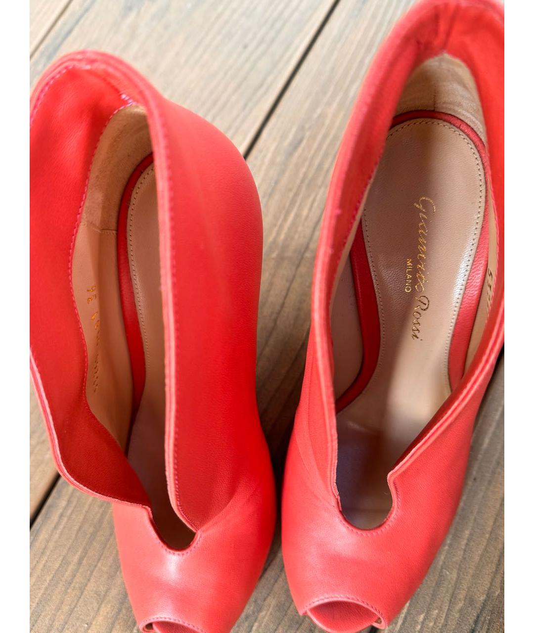 GIANVITO ROSSI Коралловые кожаные ботильоны, фото 3