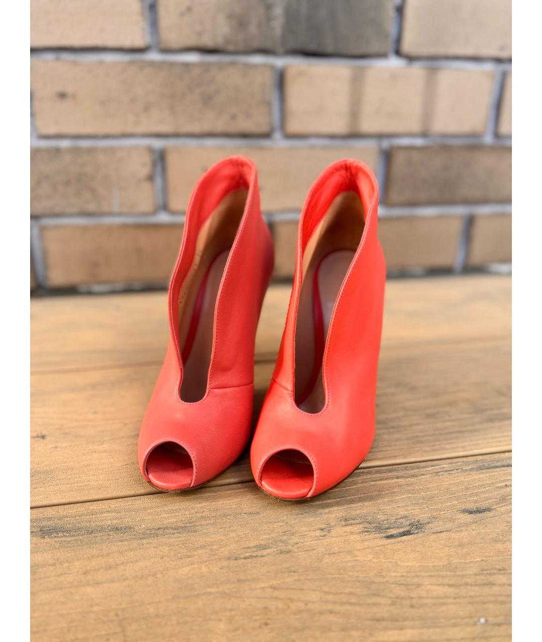 GIANVITO ROSSI Коралловые кожаные ботильоны, фото 2