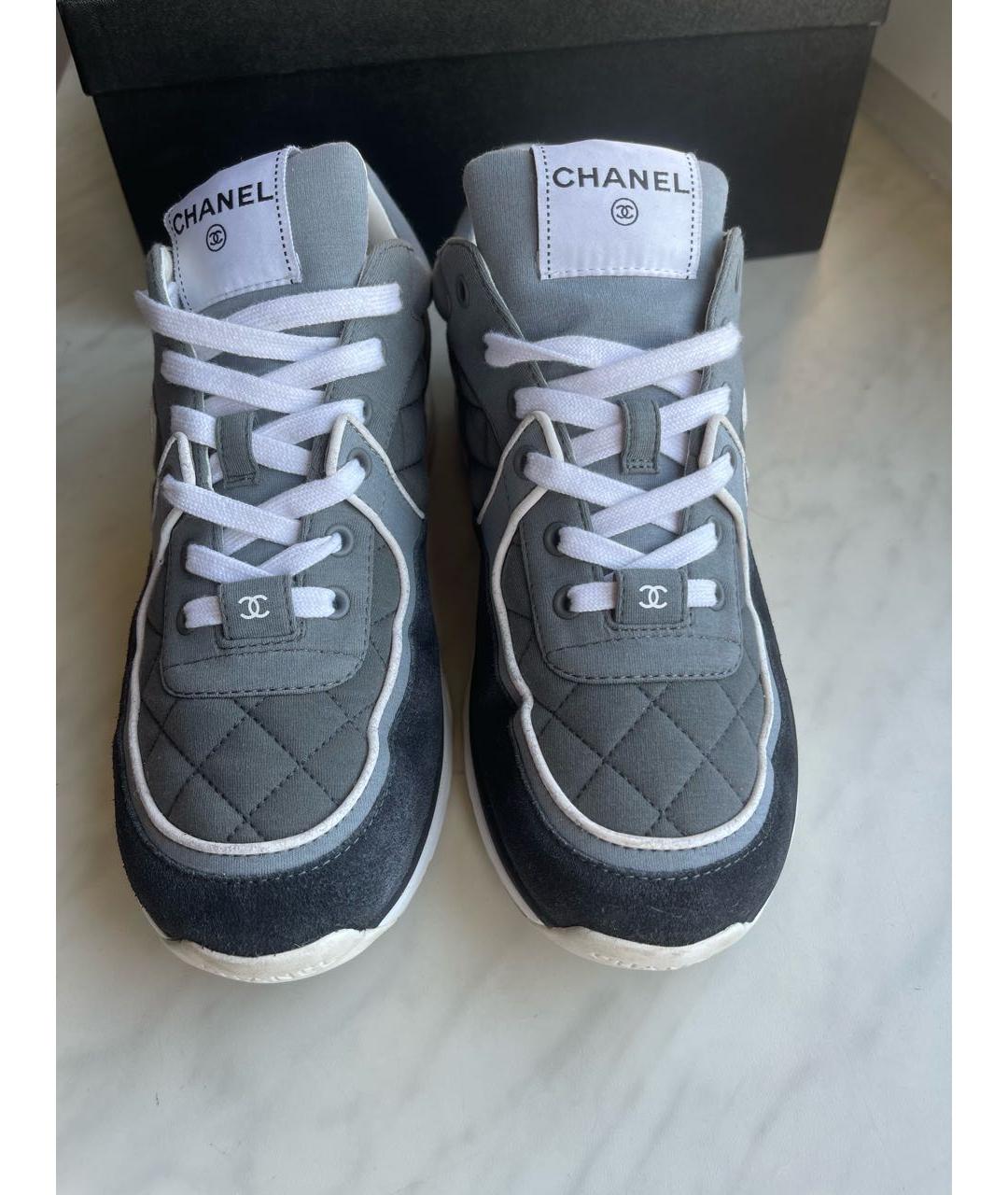 CHANEL Серые кожаные кроссовки, фото 2