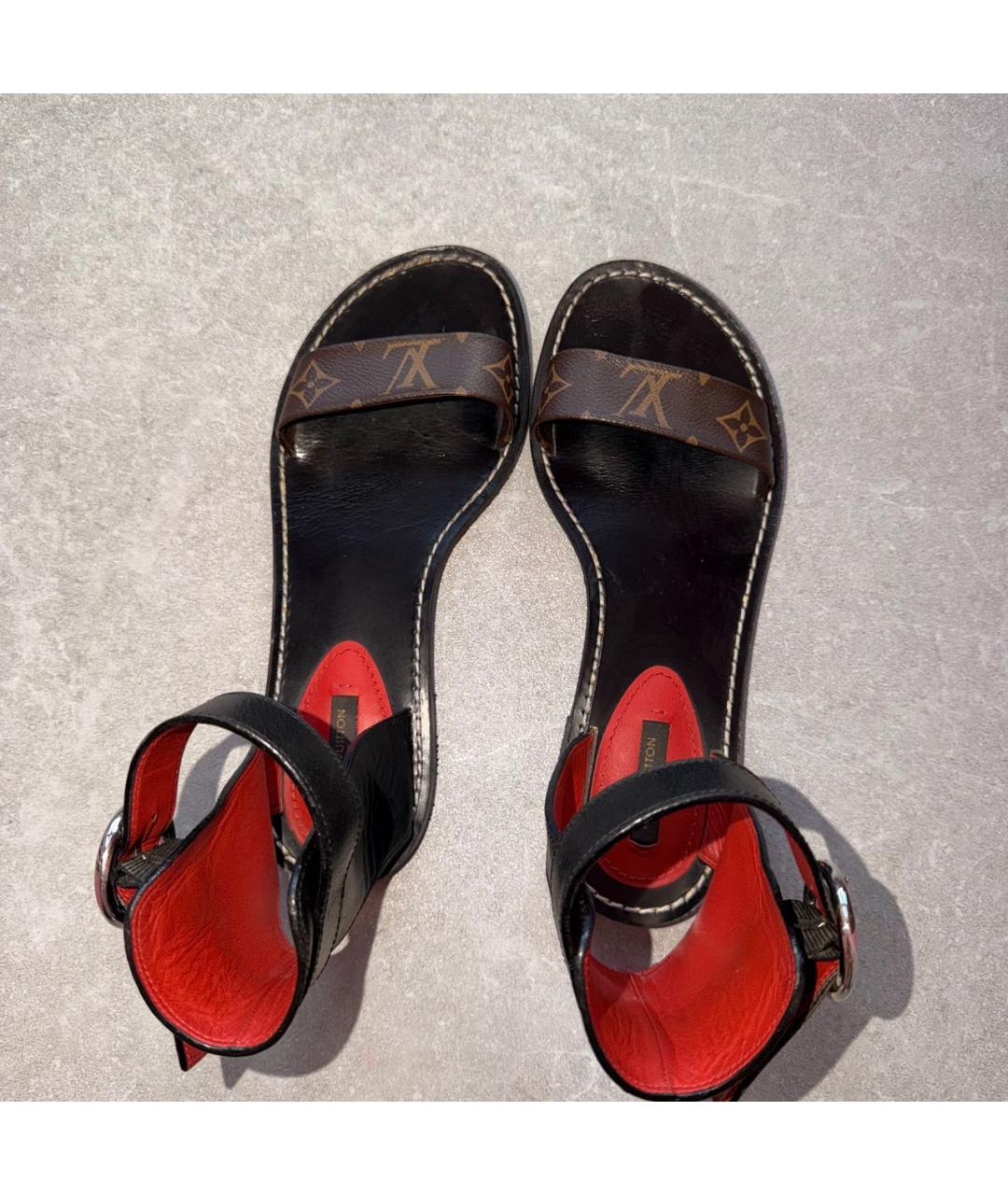 LOUIS VUITTON Черные кожаные сандалии, фото 3