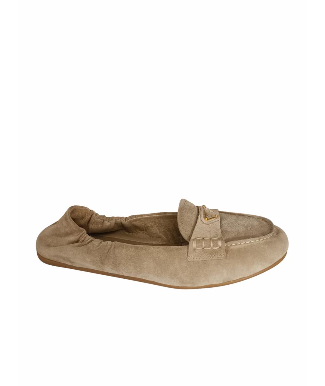 PRADA Бежевые замшевые мокасины, фото 1