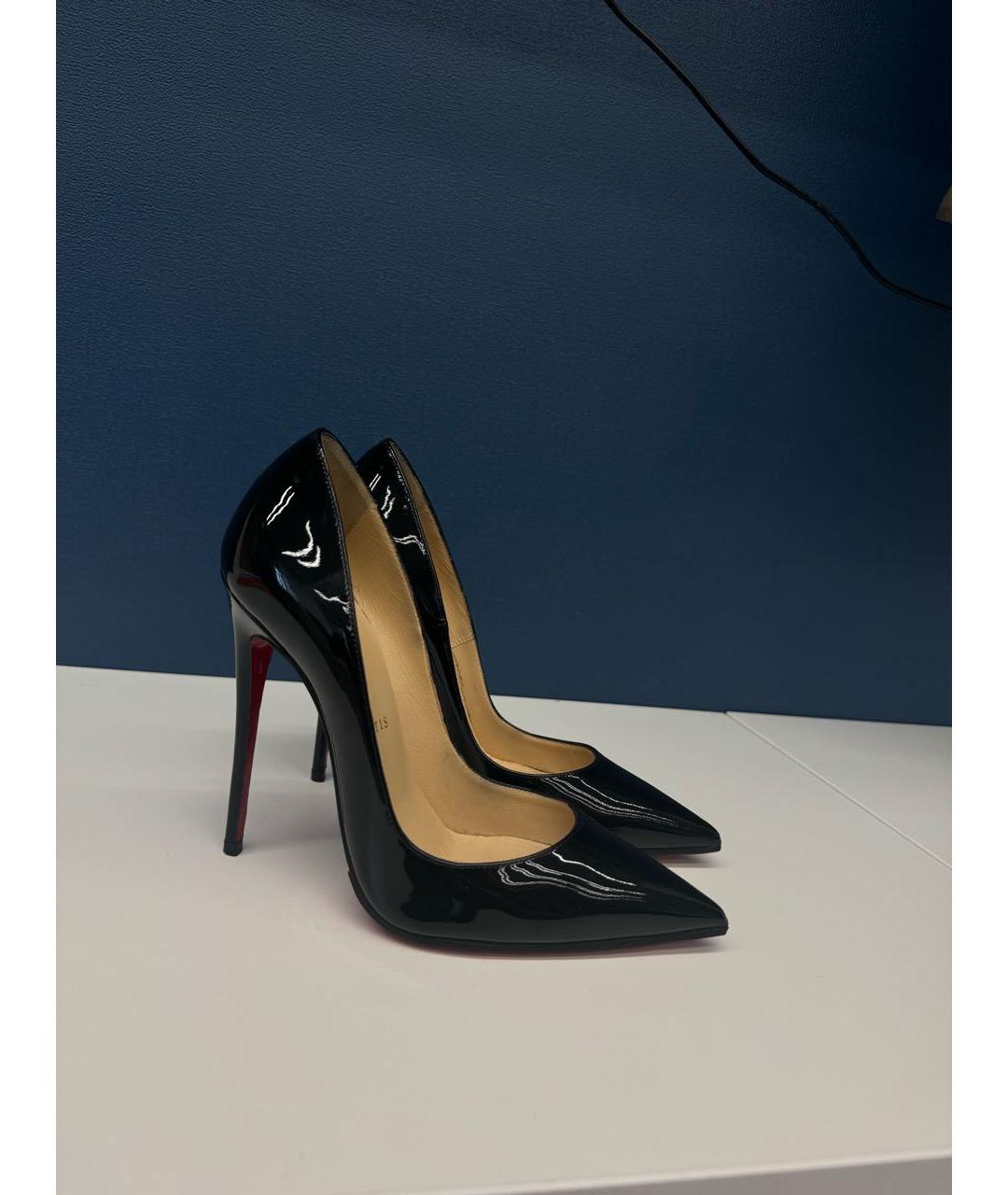 CHRISTIAN LOUBOUTIN Черные туфли из лакированной кожи, фото 6