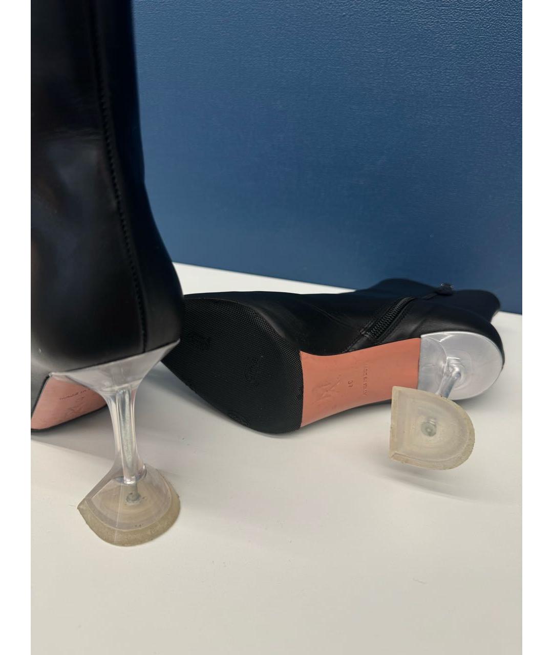 Amina Muaddi Черные кожаные ботильоны, фото 5