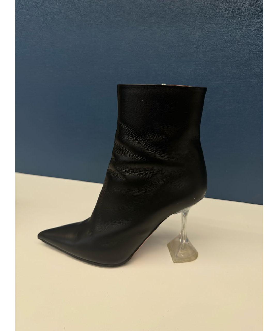 Amina Muaddi Черные кожаные ботильоны, фото 6