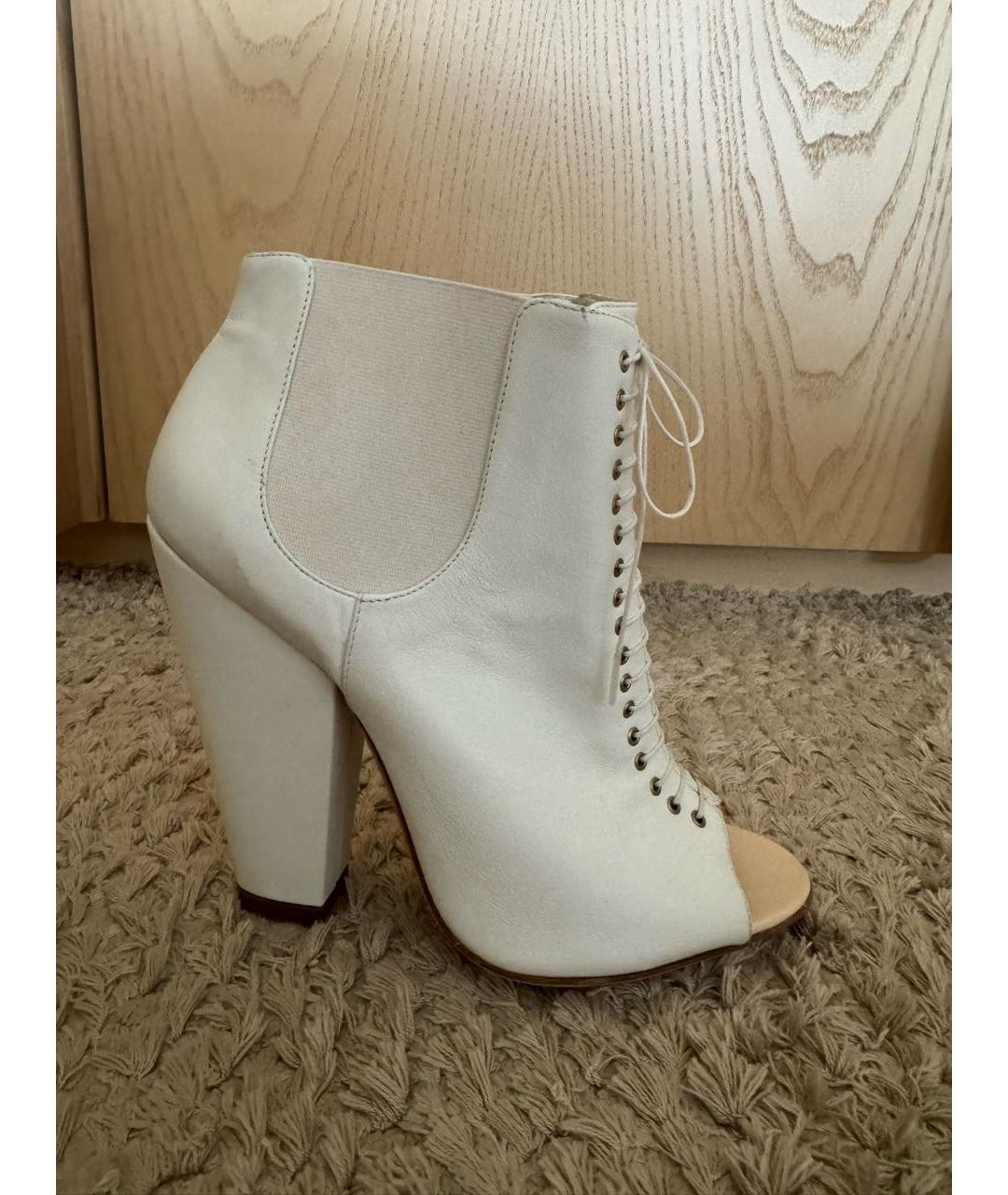 GIVENCHY Белые кожаные ботильоны, фото 6