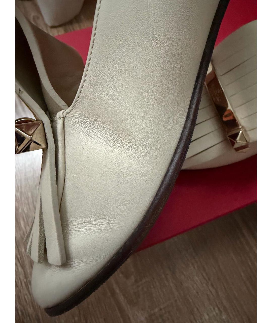 VALENTINO Бежевые кожаные лоферы, фото 7