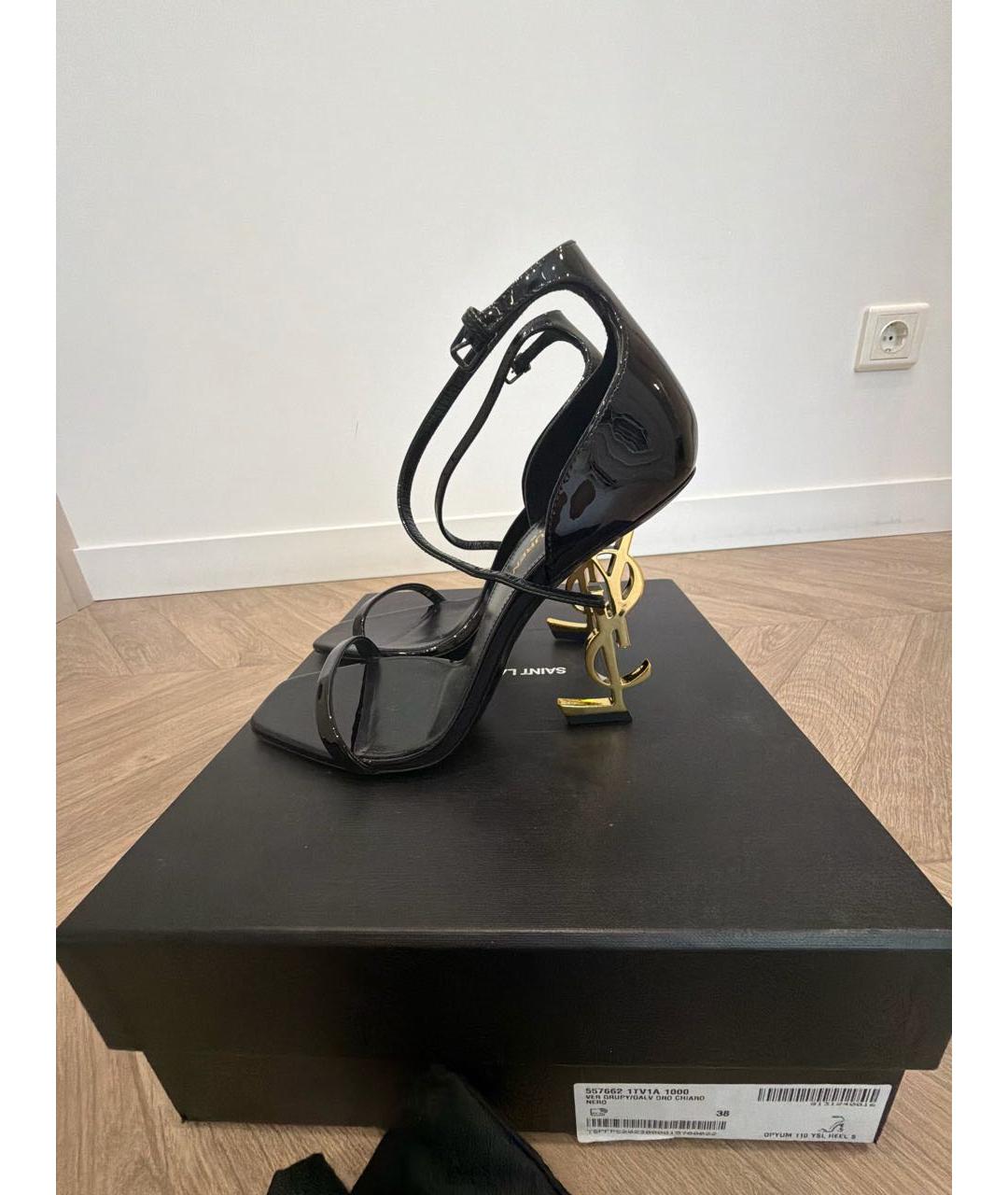 SAINT LAURENT Черные босоножки из лакированной кожи, фото 5