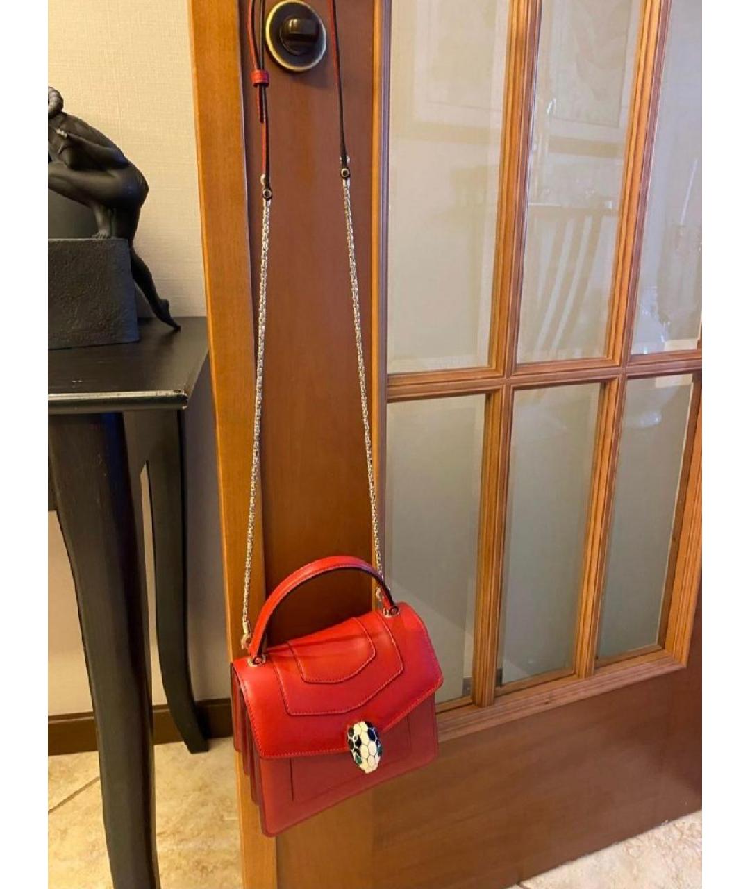 BVLGARI Красная кожаная сумка с короткими ручками, фото 6