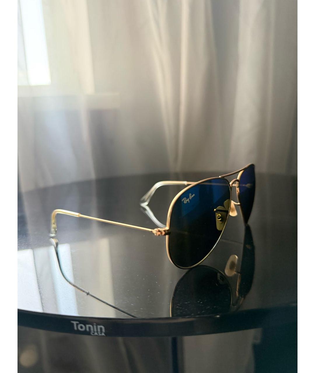 RAY BAN Золотые металлические солнцезащитные очки, фото 3