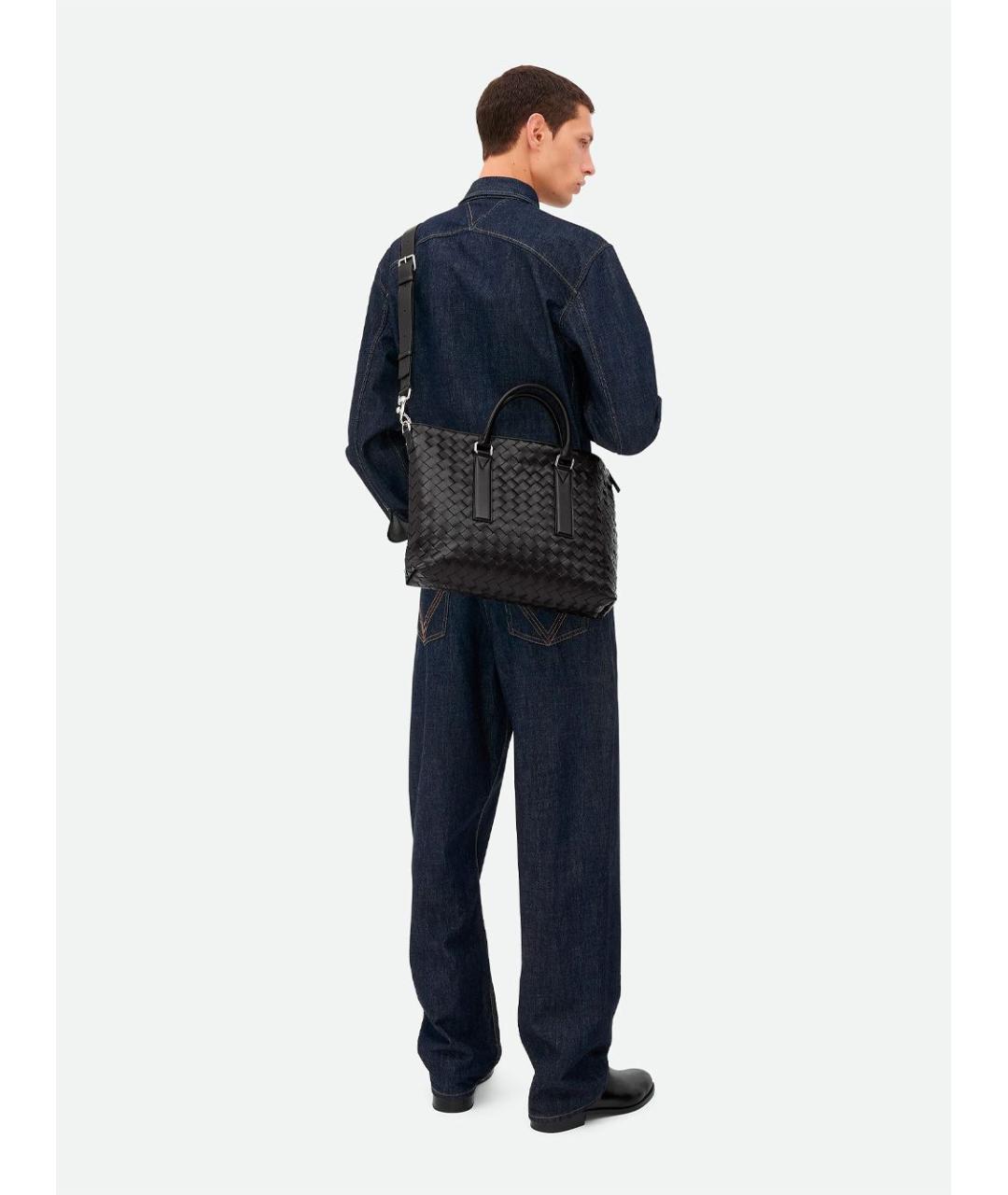 BOTTEGA VENETA Черная кожаная сумка на плечо, фото 5