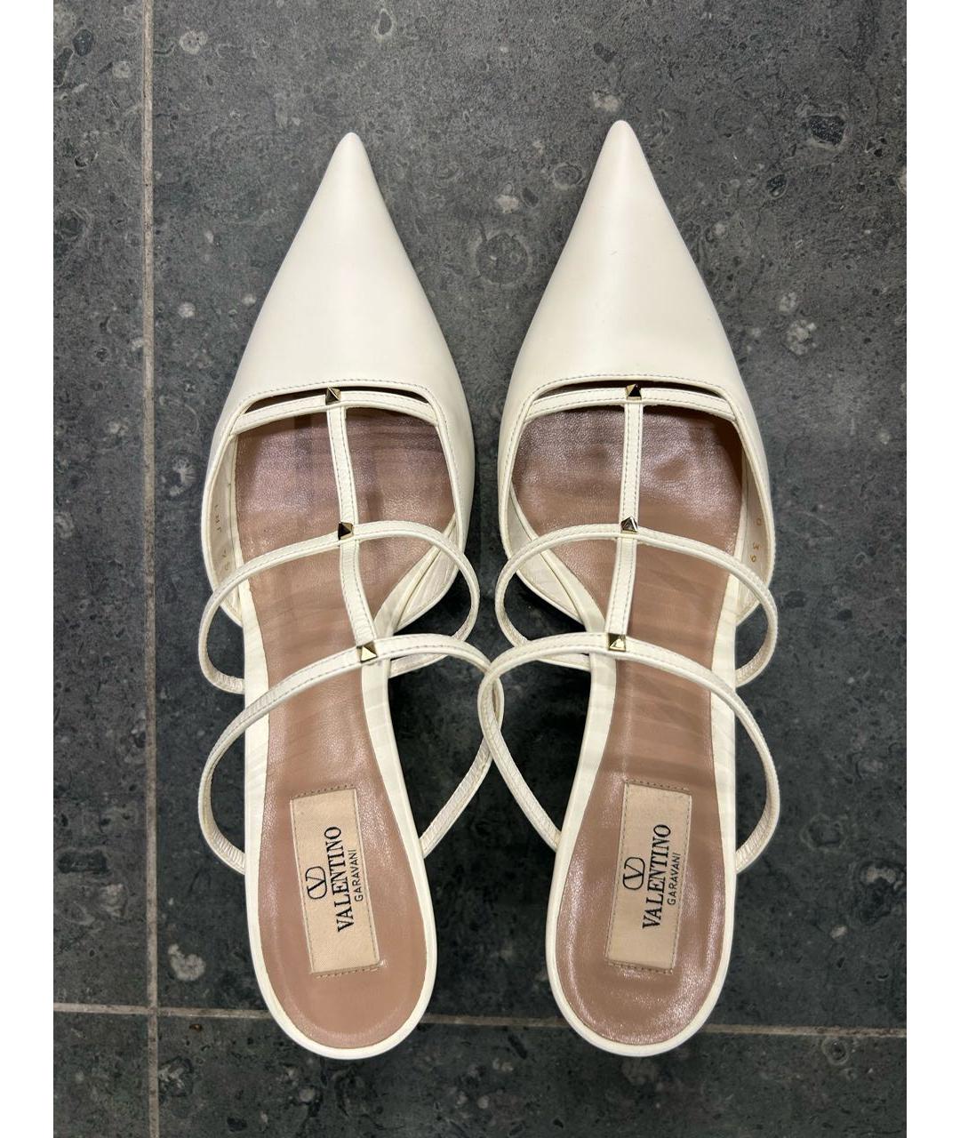 VALENTINO Бежевые кожаные сабо, фото 3