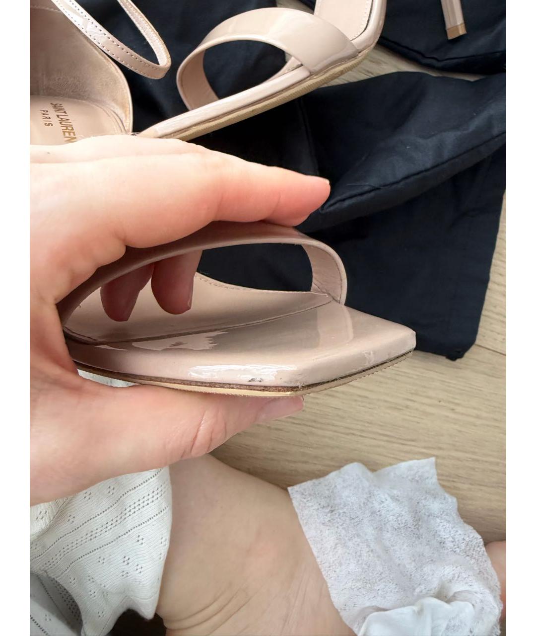 SAINT LAURENT Бежевые туфли из лакированной кожи, фото 8