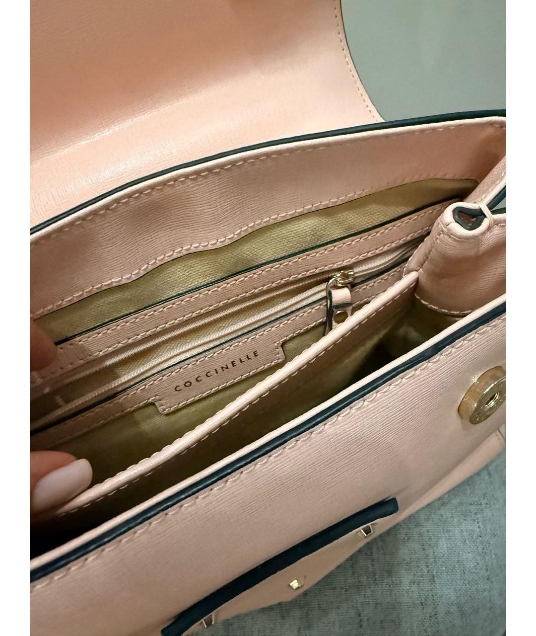 COCCINELLE Розовая кожаная сумка с короткими ручками, фото 4