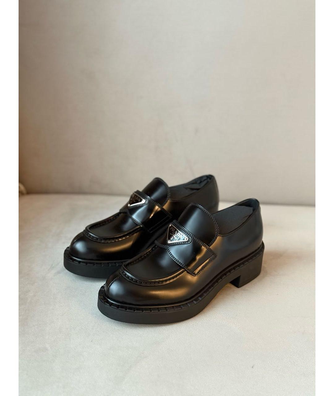 PRADA Черные лоферы из лакированной кожи, фото 2