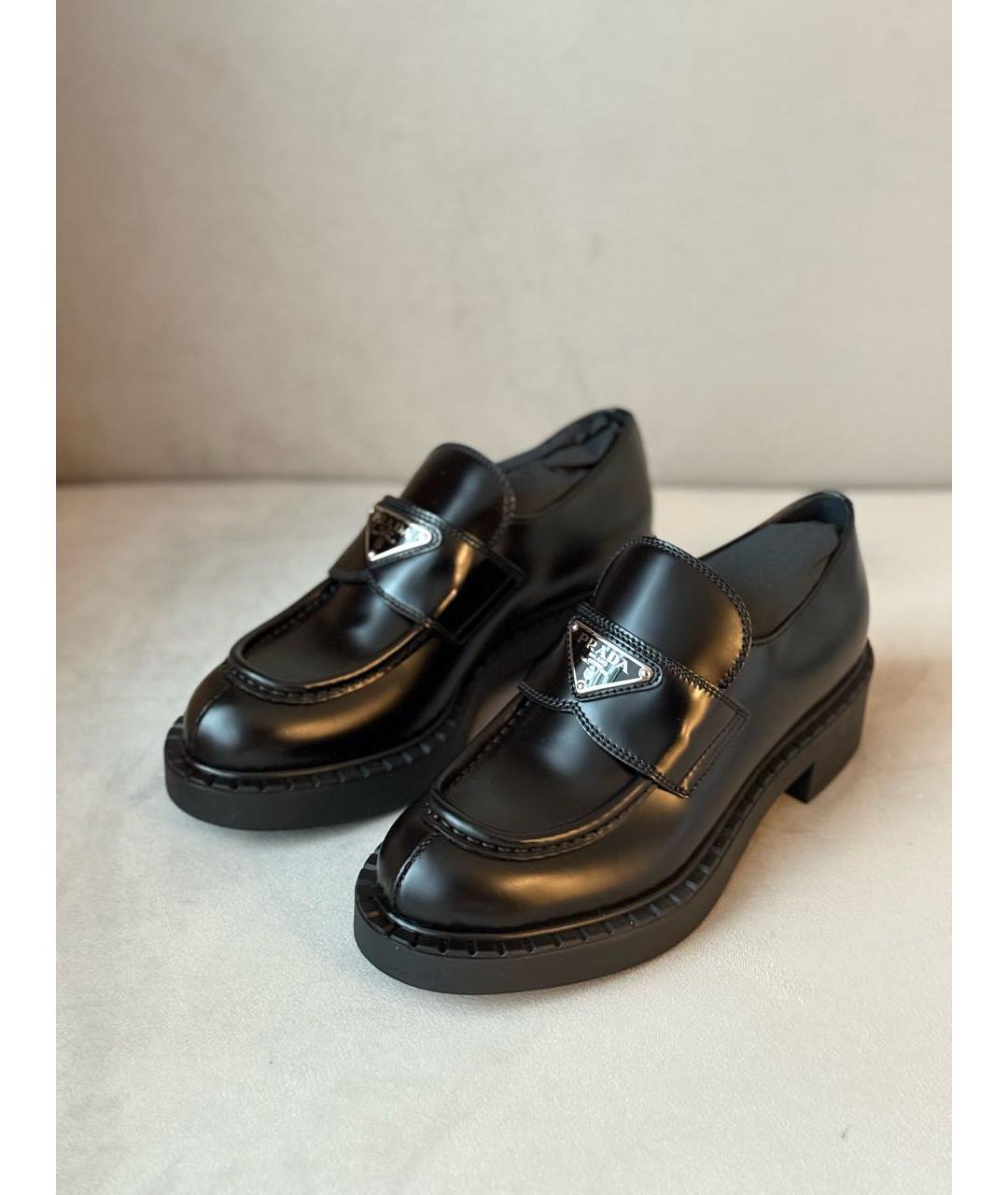 PRADA Черные лоферы из лакированной кожи, фото 3