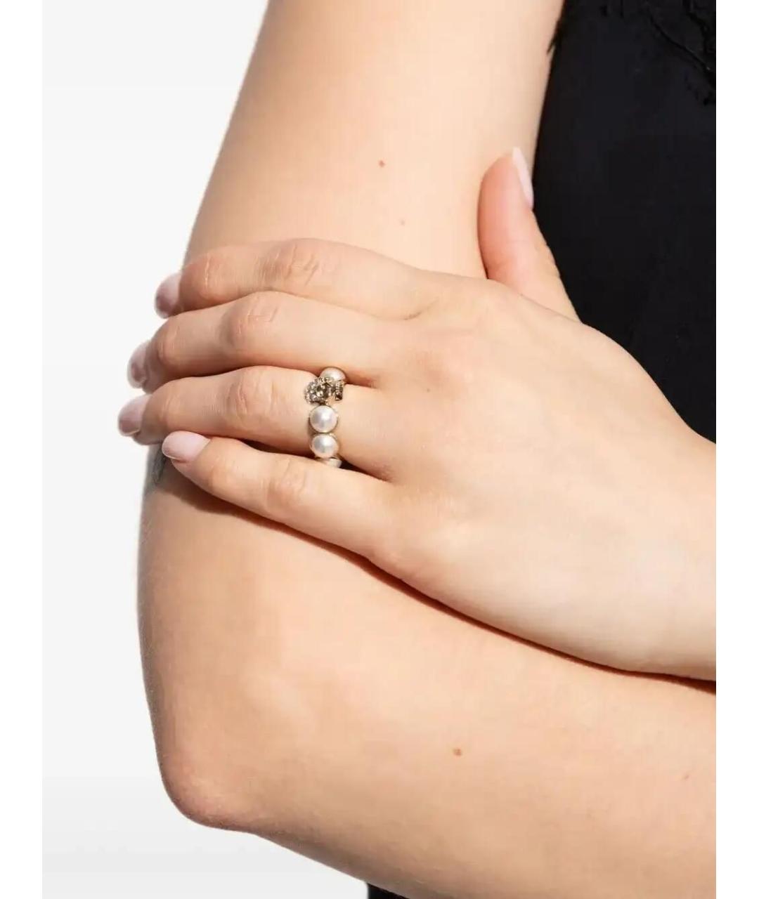 ALEXANDER MCQUEEN Белое латунное кольцо, фото 4