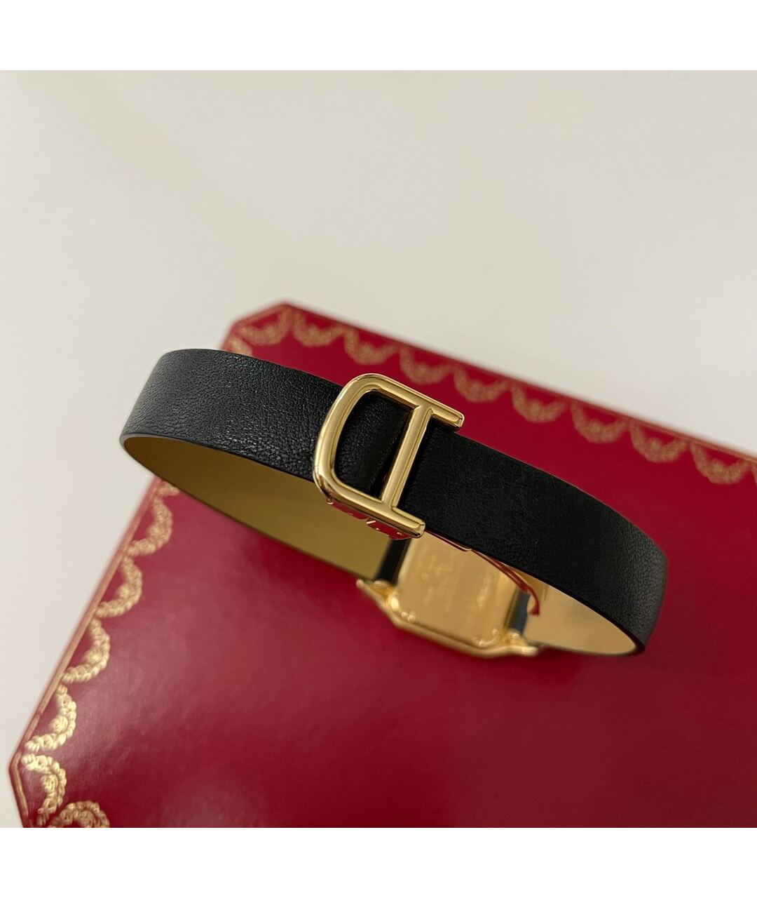 CARTIER VINTAGE Золотые часы из желтого золота, фото 3