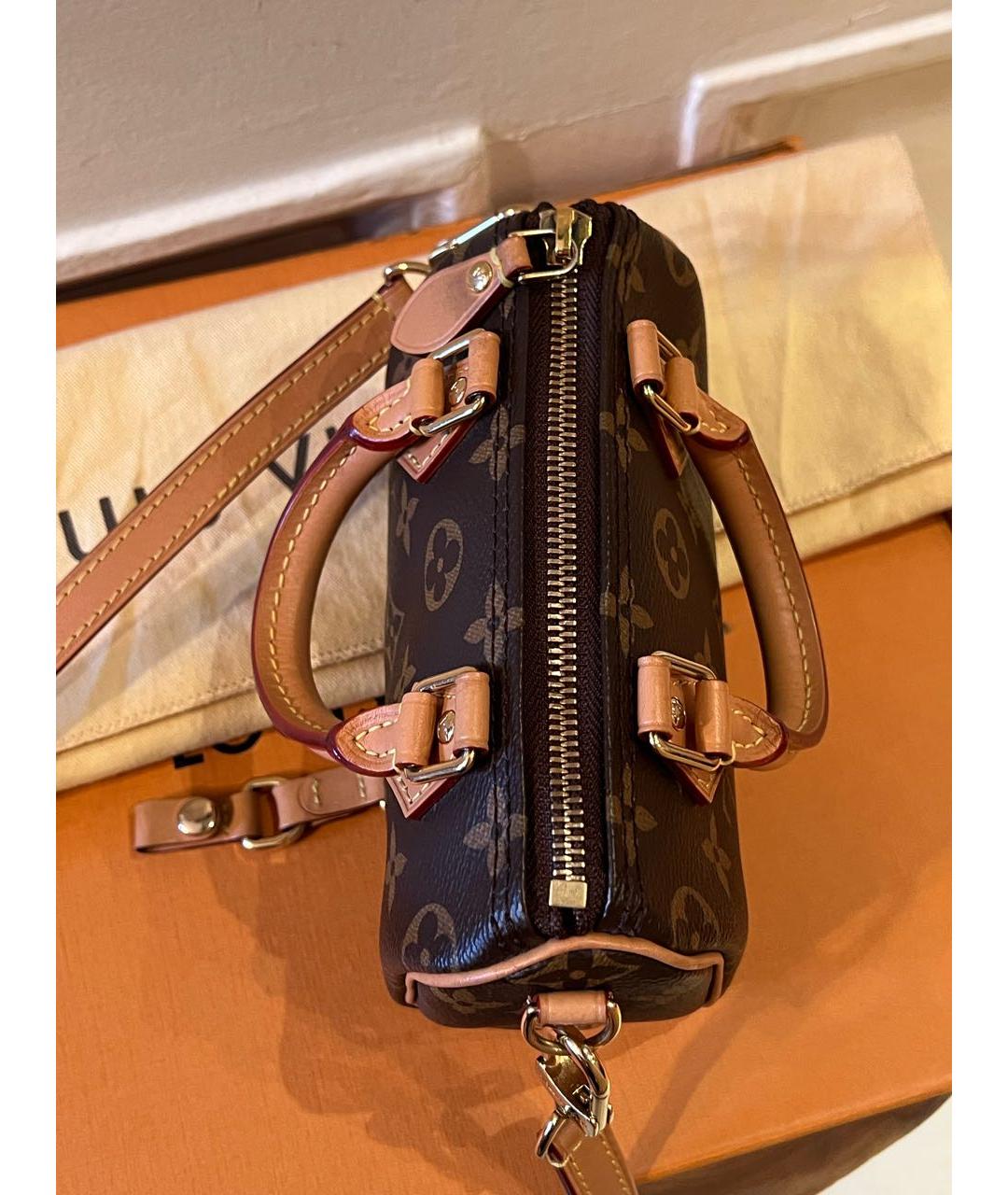 LOUIS VUITTON Коричневая кожаная сумка с короткими ручками, фото 4